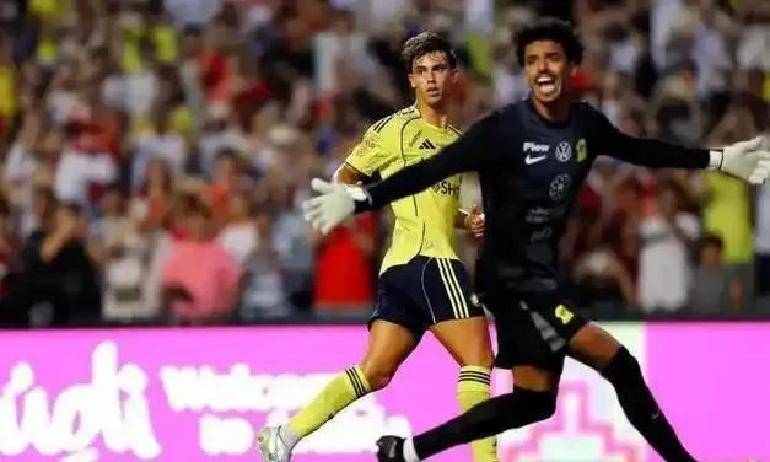 关于科维托娃焦点对战，C罗与40激战湖人分钟，爆冷胜负难料！引发球迷热议的信息